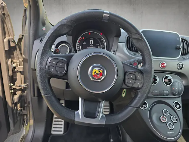 Fiat 595 Abarth 1.4 T-Jet 165 Turismo