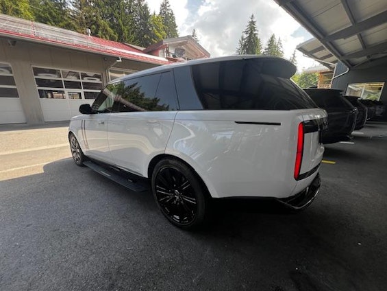 Vehicle image 3 Vehicle image 3