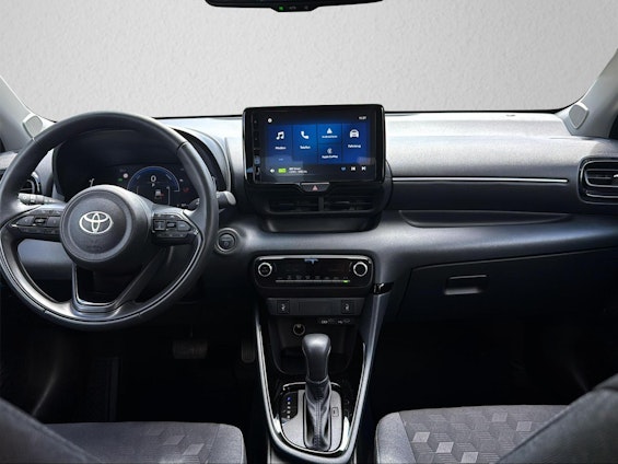 Vehicle image 12