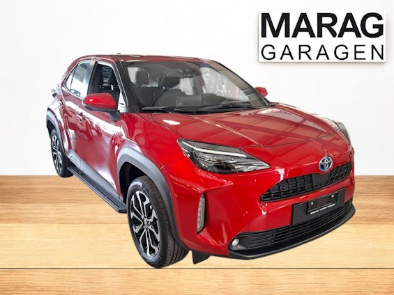 First vehicle image