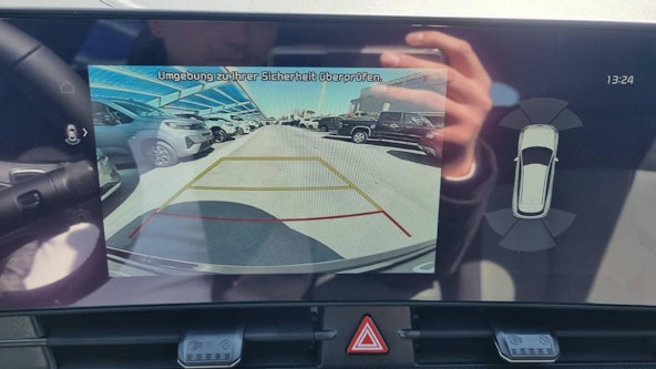 Vehicle image 21 Vehicle image 21