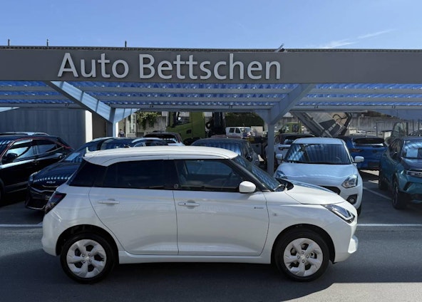 Vehicle image 6 Vehicle image 6