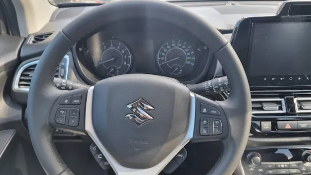Suzuki S-Cross 1.4 T Compact Top Hybrid 4x4