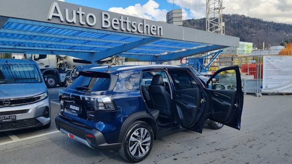 Vehicle image 6 Vehicle image 6