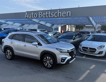 Vehicle image SUZUKI S-CROSS 0 Vehicle image SUZUKI S-CROSS 0