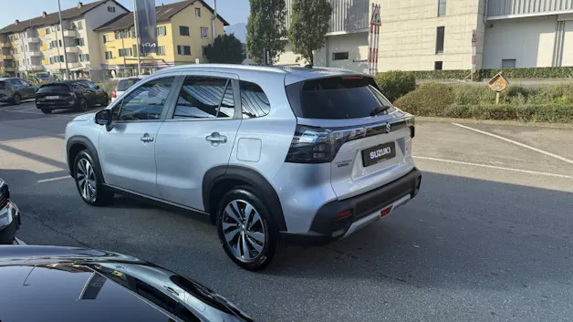 Suzuki S-Cross 1.4 T Compact Top Hybrid 4x4