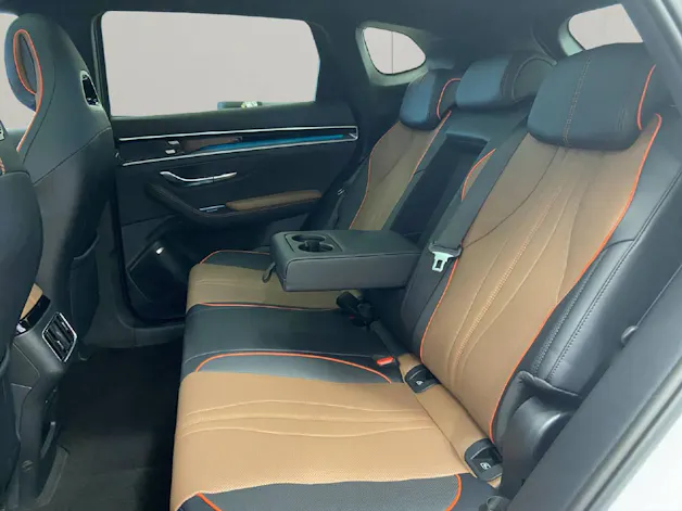 BYD Seal U DM-i Design AWD