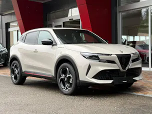 ALFA ROMEO Junior 1.2 48V Hybrid Speciale