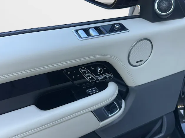 Land Rover Range Rover 5.0 V8 S/C AB Automatic