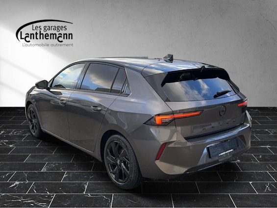 Vehicle image 2 Vehicle image 2