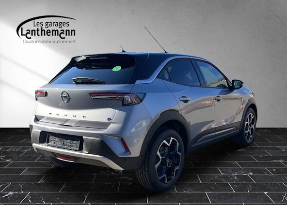 Vehicle image 4 Vehicle image 4