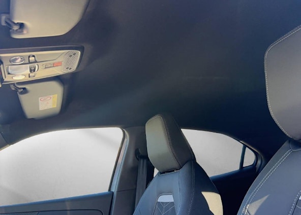 Vehicle image 10 Vehicle image 10