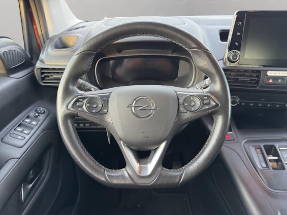 Vehicle image 10 Vehicle image 10