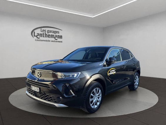 First vehicle image