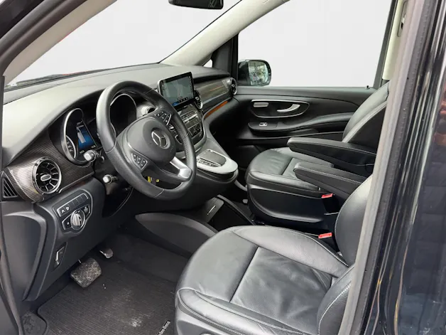 Mercedes-Benz EQV 300 Avantgarde lang 7-Plätze