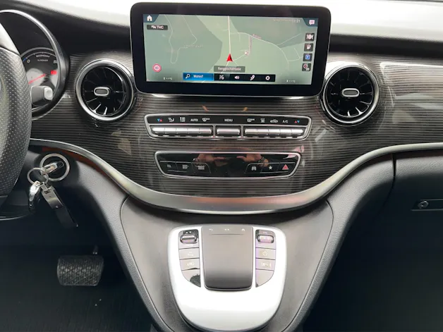 Mercedes-Benz EQV 300 Avantgarde lang 7-Plätze