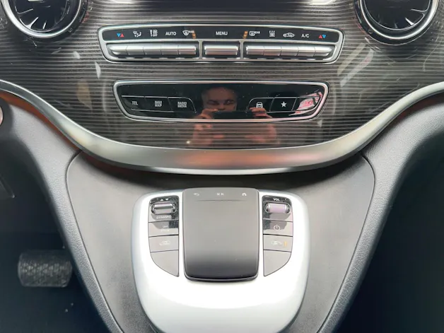 Mercedes-Benz EQV 300 Avantgarde lang 7-Plätze