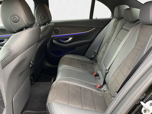 Mercedes-Benz E 200 AMG Line 9G-Tronic