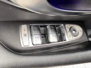 Mercedes-Benz E 200 AMG Line 9G-Tronic