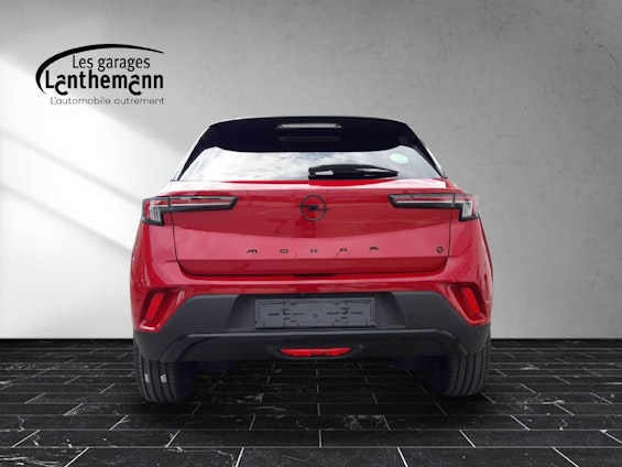 Vehicle image 4 Vehicle image 4