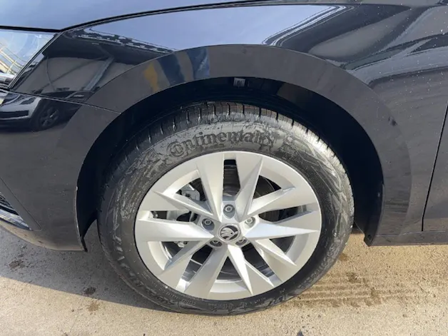 Škoda Octavia Combi 1.5 TSI mHEV DSG Ambition