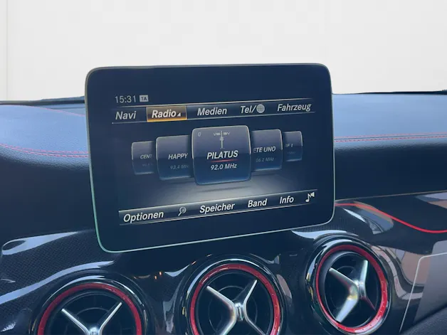 Mercedes-Benz CLA 45 AMG 4Matic Performance-Sitze
