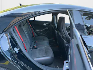 Mercedes-Benz CLA 45 AMG 4Matic Performance-Sitze