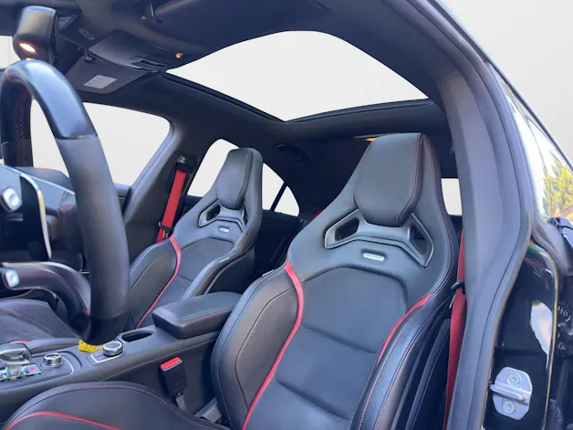 Mercedes-Benz CLA 45 AMG 4Matic Performance-Sitze