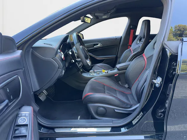 Mercedes-Benz CLA 45 AMG 4Matic Performance-Sitze