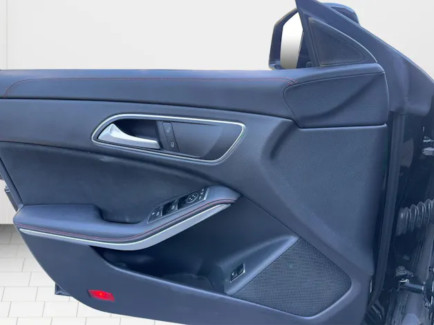Mercedes-Benz CLA 45 AMG 4Matic Performance-Sitze