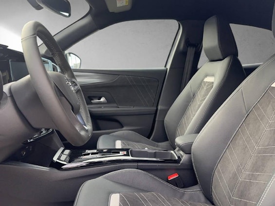 Vehicle image 7 Vehicle image 7