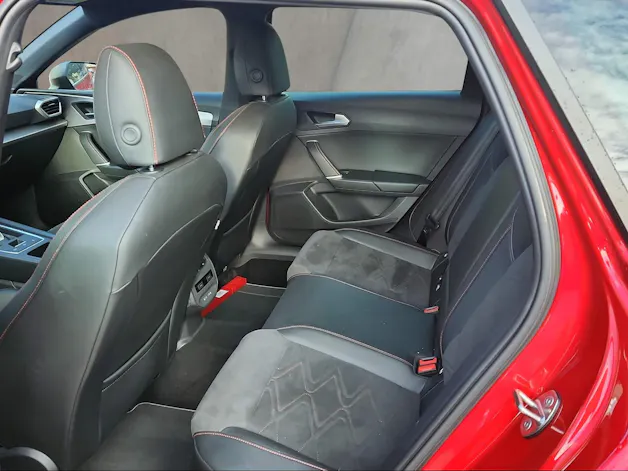 SEAT Leon ST 1.4 eHybrid pHEV DSG Hola FR