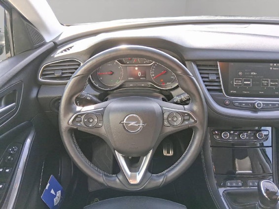 Vehicle image 9 Vehicle image 9