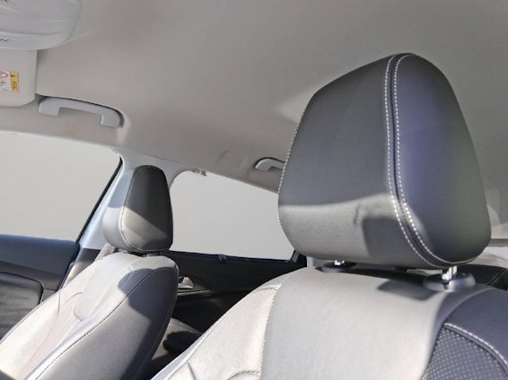 Vehicle image 10 Vehicle image 10