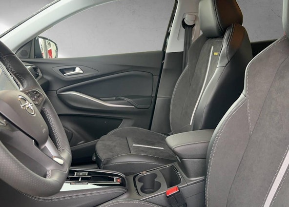 Vehicle image 7 Vehicle image 7