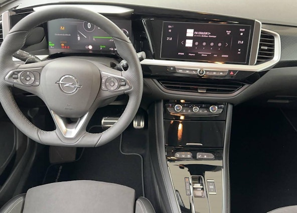 Vehicle image 8 Vehicle image 8