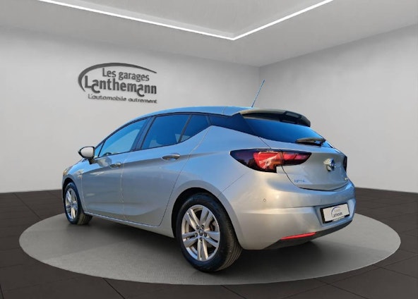 Vehicle image 2 Vehicle image 2