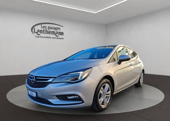 First vehicle image First vehicle image