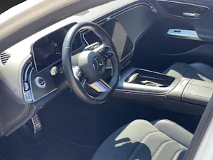 Mercedes-Benz E 220 D AMG-Line Night-Paket, Neues Model