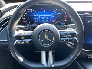 Mercedes-Benz E 220 D AMG-Line Night-Paket, Neues Model