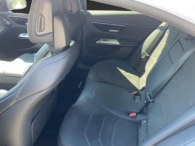 Mercedes-Benz E 220 D AMG-Line Night-Paket, Neues Model