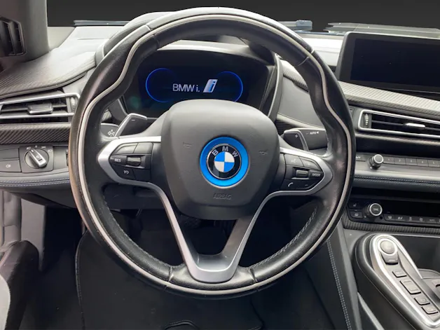 BMW i8 Coupé Protonic Red Edition