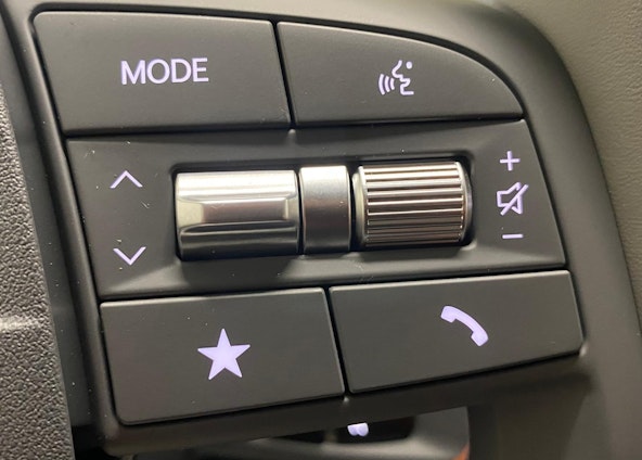 Vehicle image 14 Vehicle image 14