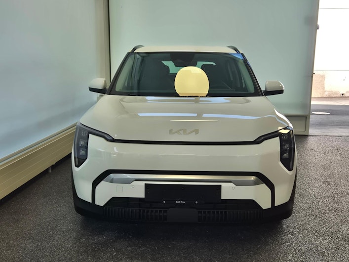 Vehicle image KIA EV3