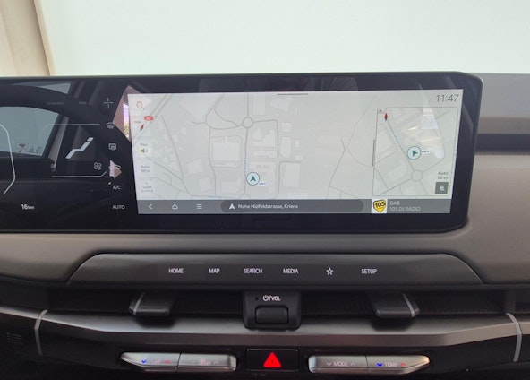 Vehicle image 8 Vehicle image 8