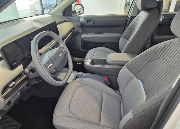 Vehicle image 5 Vehicle image 5