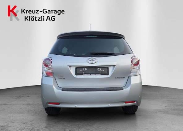 Vehicle image 3 Vehicle image 3