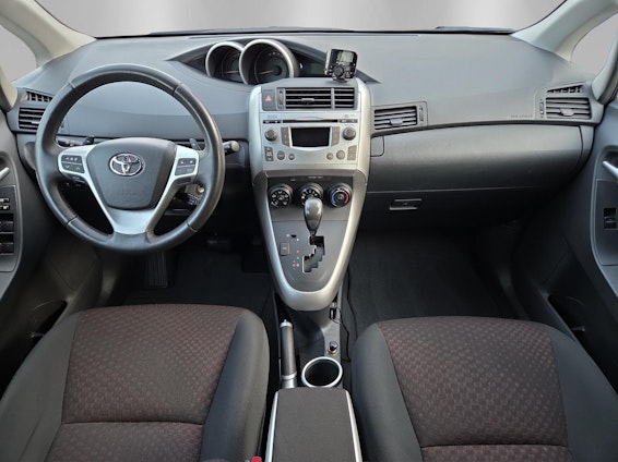 Vehicle image 12 Vehicle image 12