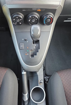 Vehicle image 15 Vehicle image 15