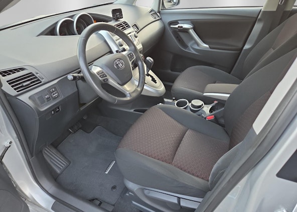 Vehicle image 11 Vehicle image 11